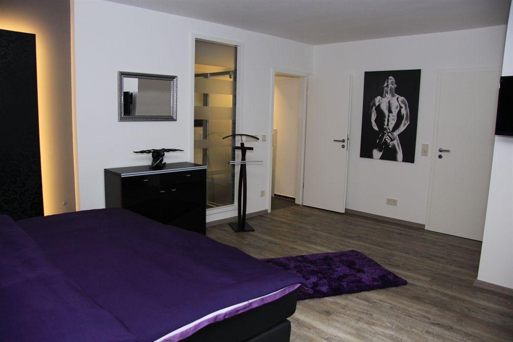 1st Floor Colónia
